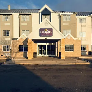 Microtel & By Wyndham Airport Hotel